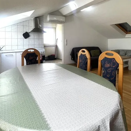 Apartment Katarina 5 *