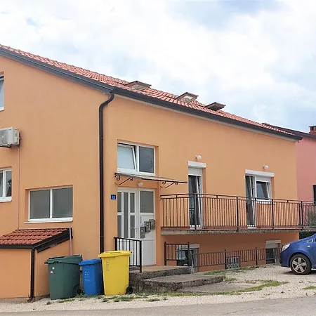 Katarina 5 Apartment